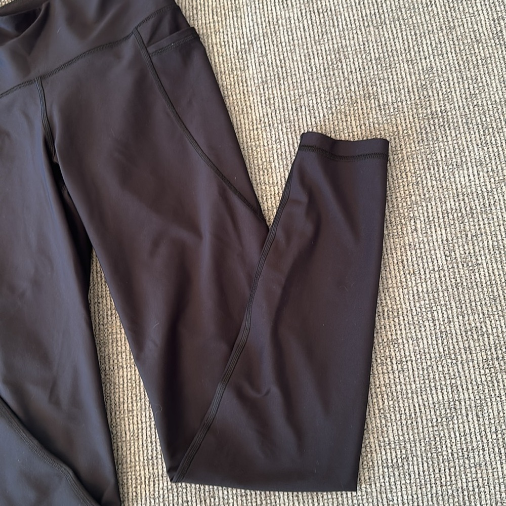 Old Navy Black High-Waisted Leggings - Picture 5 of 10